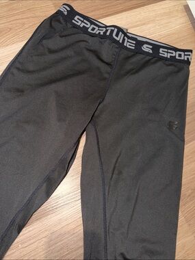 Women’s Black Performance Leggings